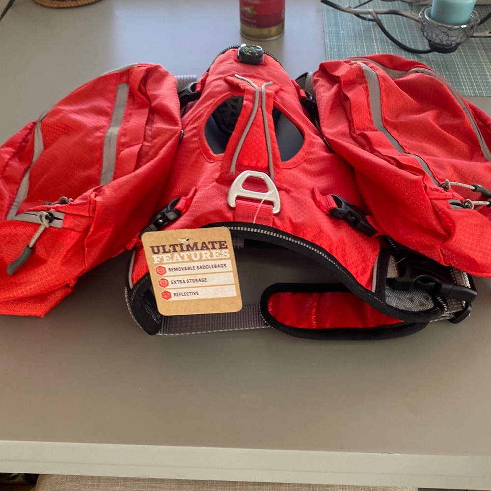 Size L. On Tag but I would say M/L runs on smaller side.NWT, saddlebags remove